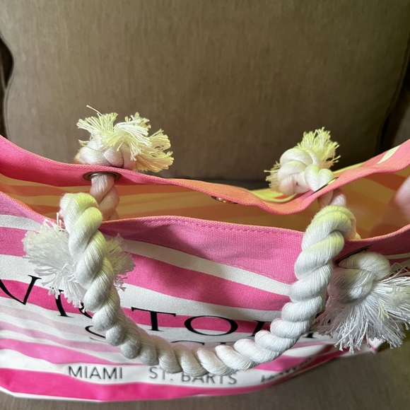 Victoria's Secret Beach Tote Bag - Picture 2 of 3